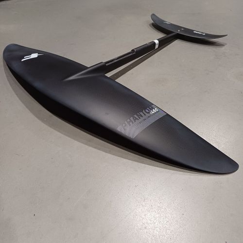 Plane occasion F-One Phantom Carbon 1480 cm² 