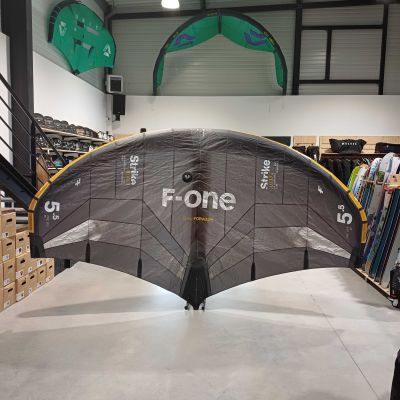 Aile occasion F-one Strike V5 Aluula 5.5m²